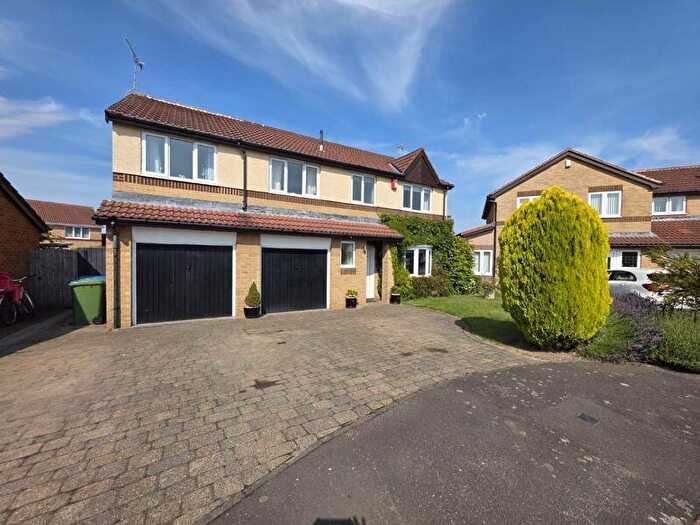 6 Bedroom Detached House For Sale In Pinewood Avenue, Cramlington, NE23