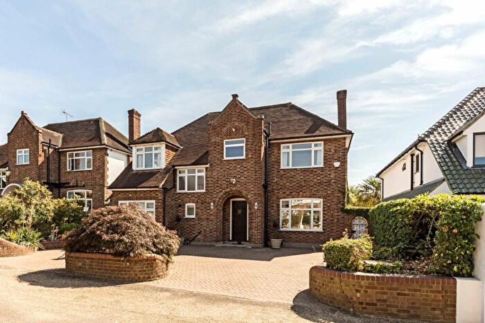 5 Bedroom House To Rent In Orchard Rise, Kingston Upon Thames, KT2