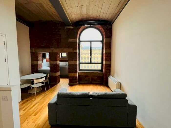 1 Bedroom Flat To Rent In Velvet Mills, Bradford, BD9