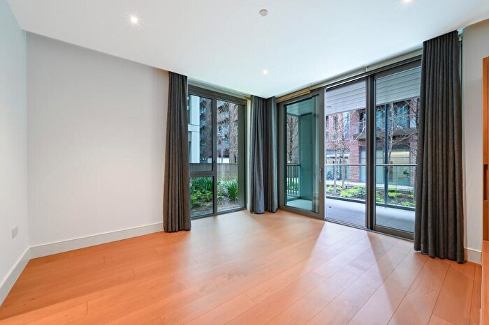 3 Bedroom Apartment To Rent In Chartwell House, Prince Of Wales Drive, London, SW11