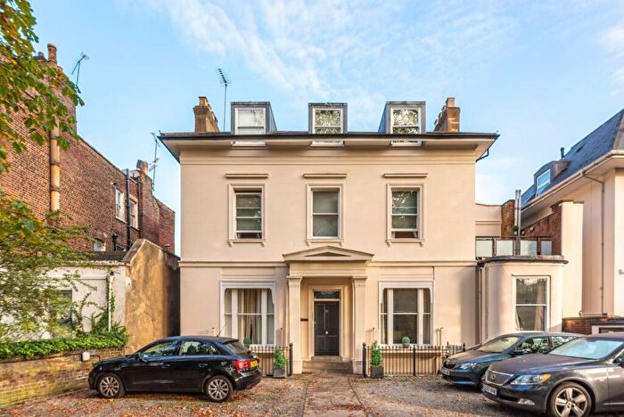 2 Bedroom Flat For Sale In The Manor, High Street, Hornsey, London, N8