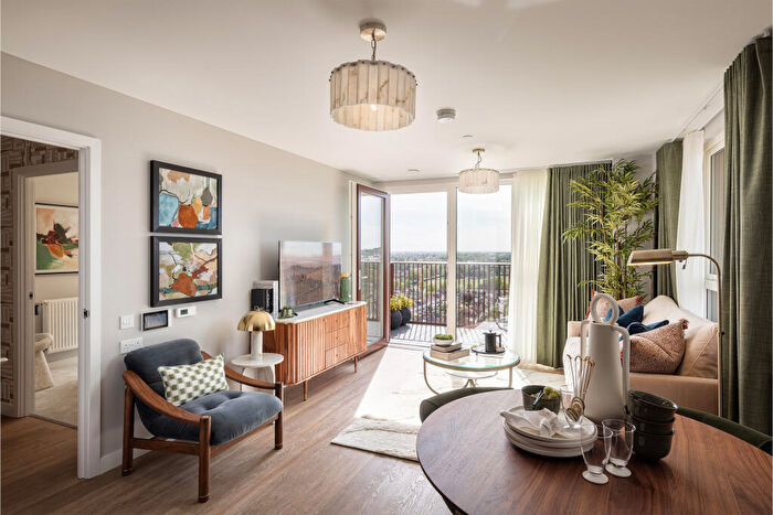 2 Bedroom Apartment For Sale In Headstone Drive, Harrow, HA1