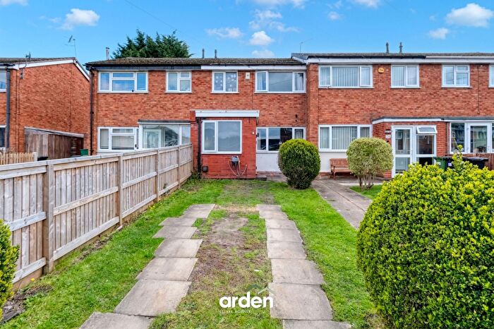 3 Bedroom Terraced House For Sale In Woodrow Close, Catshill, B61
