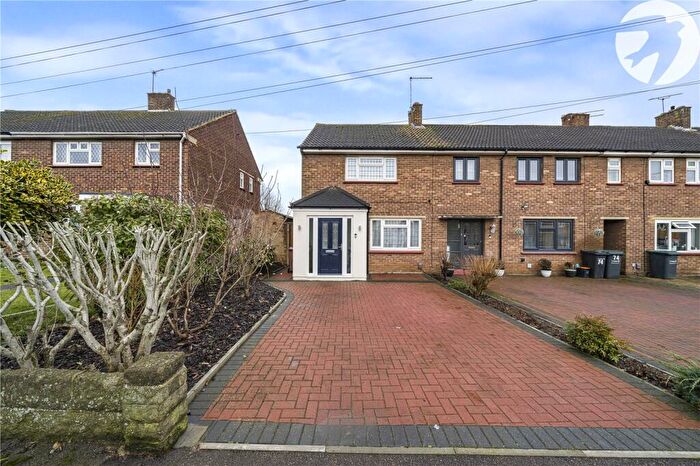 2 Bedroom End Of Terrace House For Sale In Rembrandt Drive, Northfleet, Kent, DA11