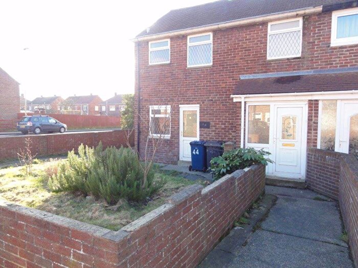 2 Bedroom Semi-Detached House To Rent In Brisbane Avenue, South Shields, NE34