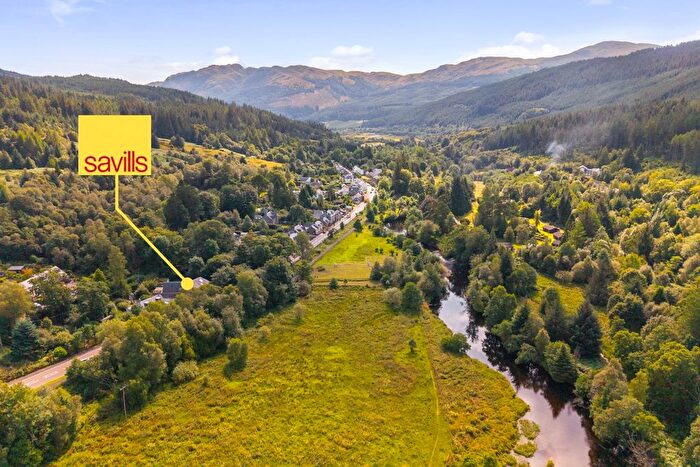 4 Bedroom Detached House For Sale In Burnside, Strathyre, Callander, Stirlingshire, FK18