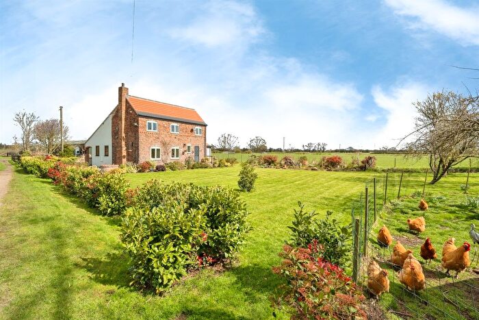 2 Bedroom Detached House For Sale In Wrancarr Lane, Moss, Doncaster, DN6