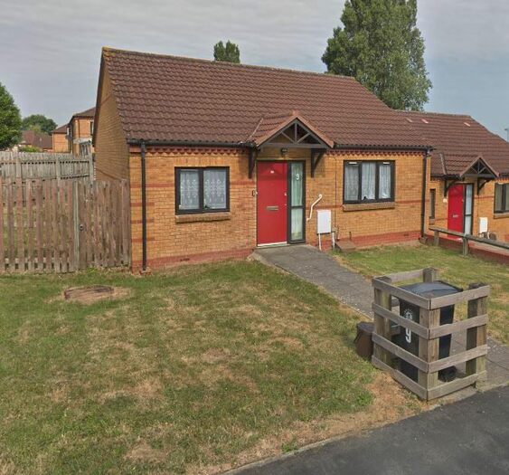 2 Bedroom Bungalow To Rent In Gibbsfold Road, Bristol BS13