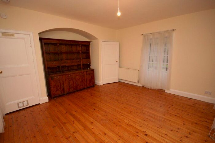 1 Bedroom Semi-Detached House To Rent In Spylaw Bank Road, Colinton, Edinburgh EH13