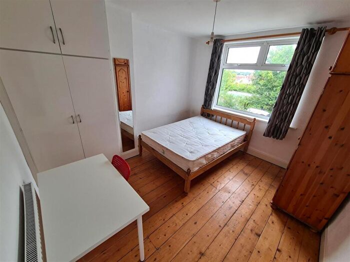 5 Bedroom House To Rent In Southmead Road, Bristol, BS10