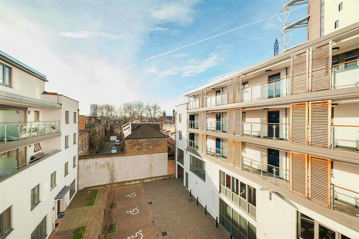 2 Bedroom Flat To Rent In Ramsgate Street, London, E8