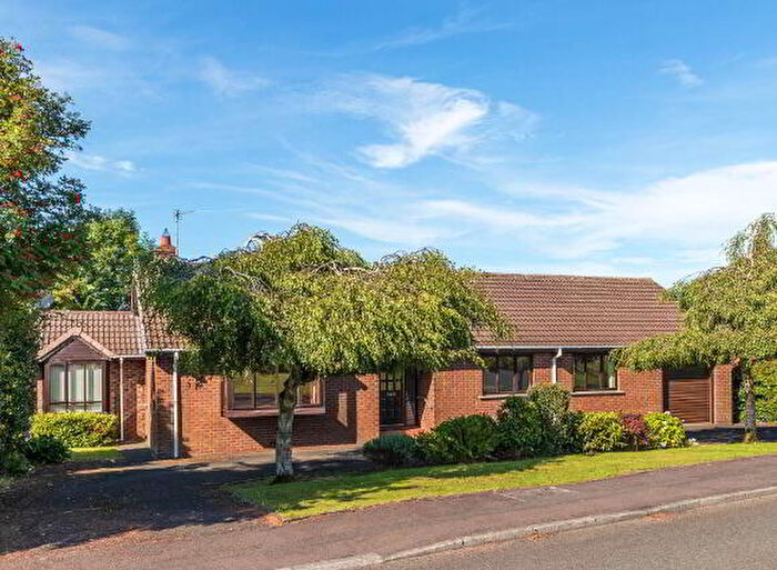 3 Bedroom Detached Bungalows For Sale In Kiln Park, Ballyclare, BT39