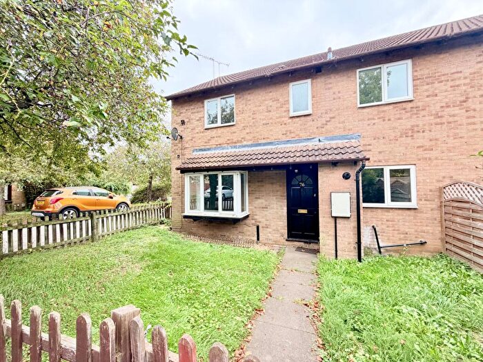 2 Bedroom House To Rent In Senwick Drive, Wellingborough, NN8
