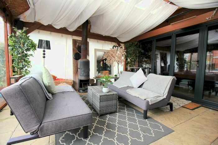 3 Bedroom Detached Bungalow For Sale In Whitworth Road, Bitterne Park, SO18