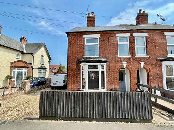 3 Bedroom Semi-Detached House For Sale In New Road, Sutton Bridge, PE12