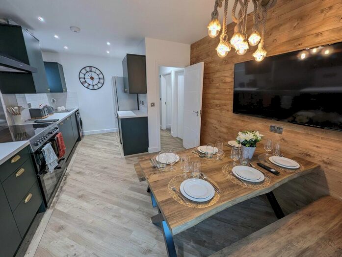 Studio To Rent In James Road, Bristol, BS16