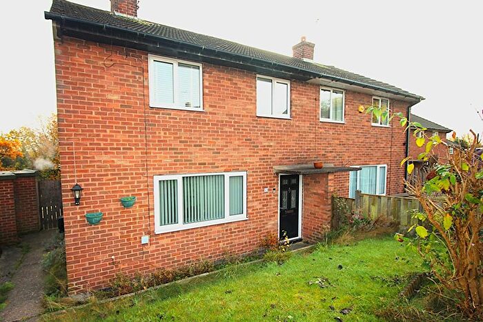 3 Bedroom Semi-Detached House To Rent In Grange Road, Beighton, Sheffield, S20