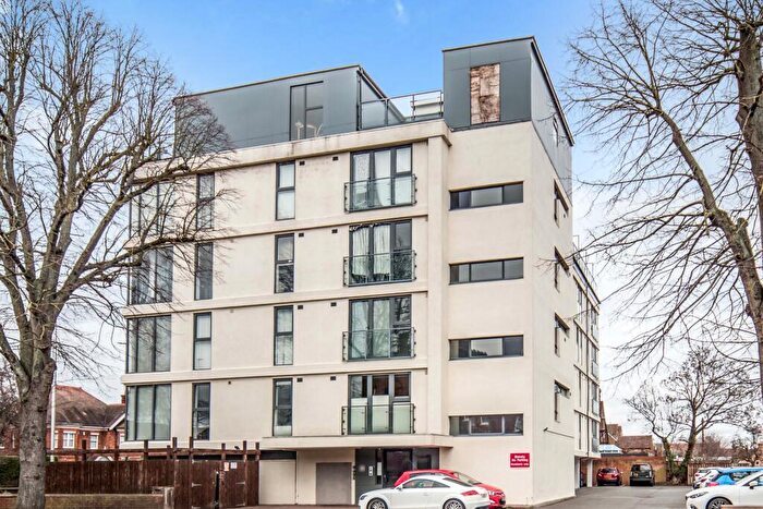 2 Bedroom Apartment To Rent In Old Portman House, Bedford, MK40