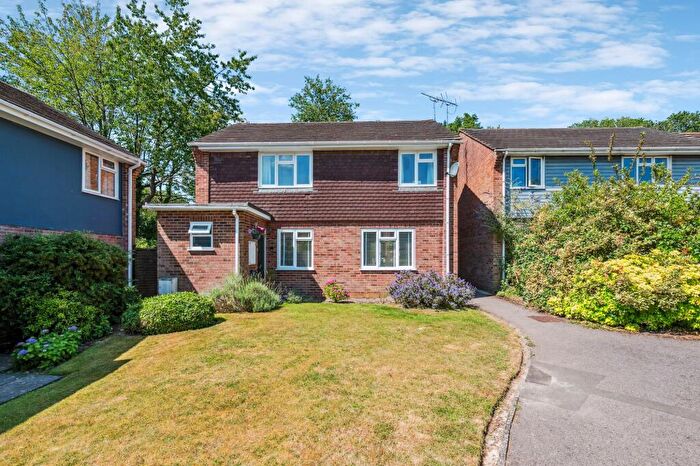 4 Bedroom Detached House For Sale In Coat Wicks, Seer Green, HP9