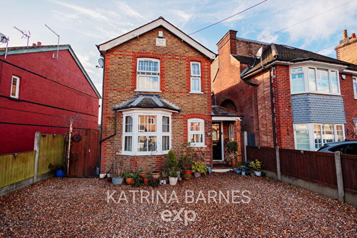 2 Bedroom Detached House For Sale In Cressing Road, Braintree, CM7