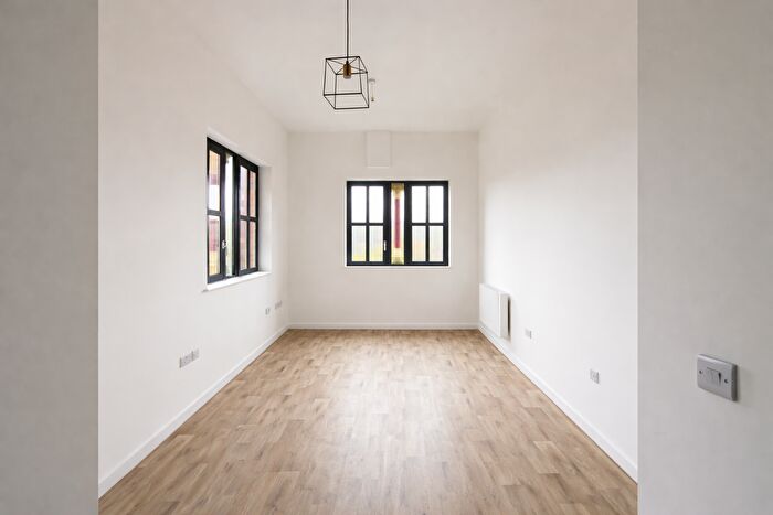 2 Bedroom Flat To Rent In Meadow Mill, Water Street, Stockport, Cheshire, SK1