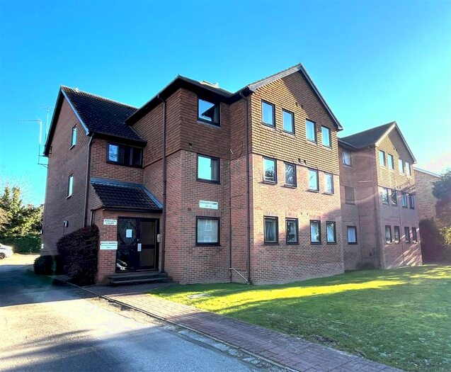 Studio To Rent In Brunswick Road, Sutton, SM1