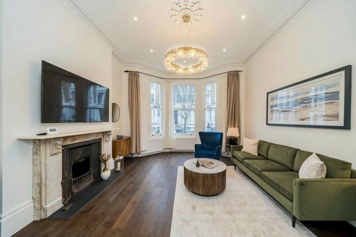 4 Bedroom Terraced House To Rent In St. Lawrence Terrace, London, W10