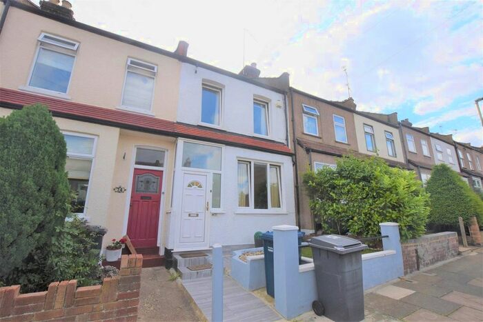 3 Bedroom Terraced House To Rent In Brunswick Crescent, London, N11