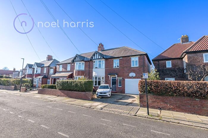 5 Bedroom Semi-Detached House For Sale In The Crescent, Benton, NE7