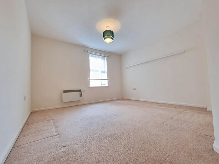 2 Bedroom Flat To Rent In Daniel Hill Mews, Sheffield, S6