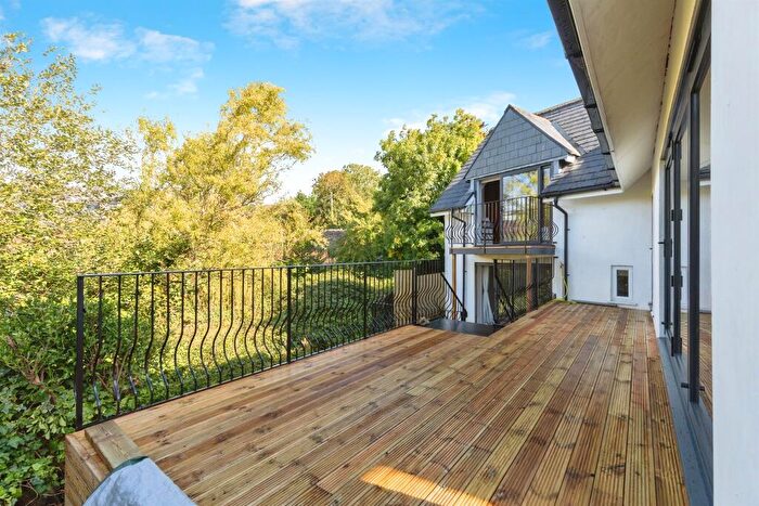 2 Bedroom Detached Bungalow For Sale In Timsbury Road, Farmborough, Bath, BA2