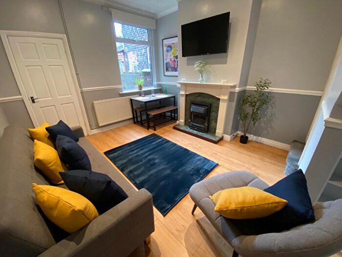 4 Bedroom Terraced House To Rent In Guildford Street, Stoke-on-Trent, ST4