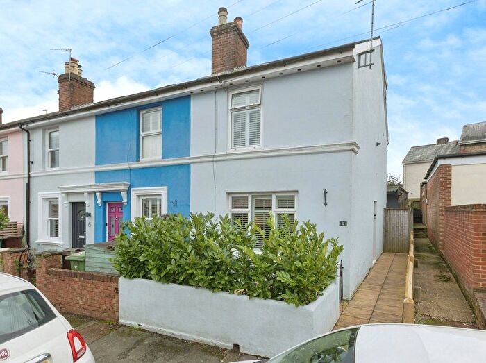 4 Bedroom End Terrace House For Sale In Stanhope Road, Tunbridge Wells, Kent, TN1