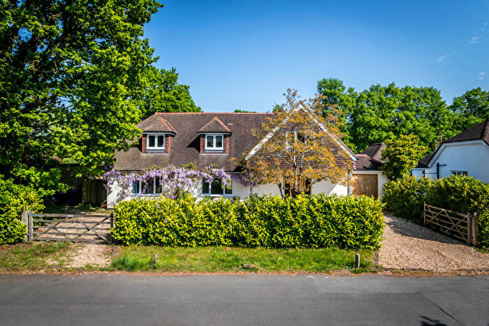 5 Bedroom Detached House For Sale In Smithwood Avenue, Cranleigh, Surrey, GU6