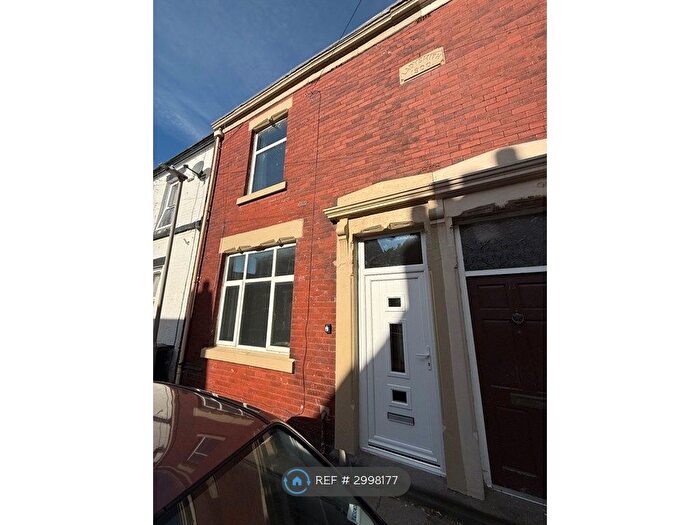 3 Bedroom Terraced House To Rent In Brixey Street, Preston, PR1