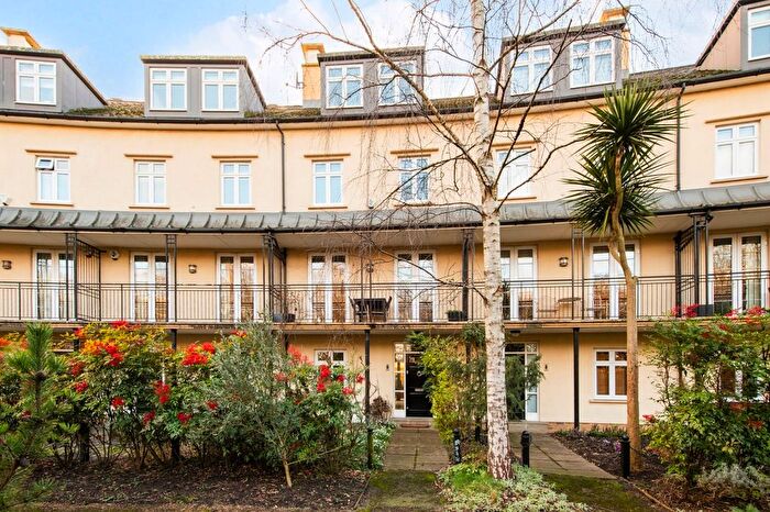 5 Bedroom Terraced House To Rent In Whitcome Mews, Richmond, TW9