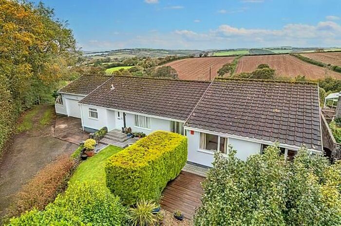 4 Bedroom Detached Bungalow For Sale In Vollards Lane, Hatt, Saltash, Cornwall, PL12