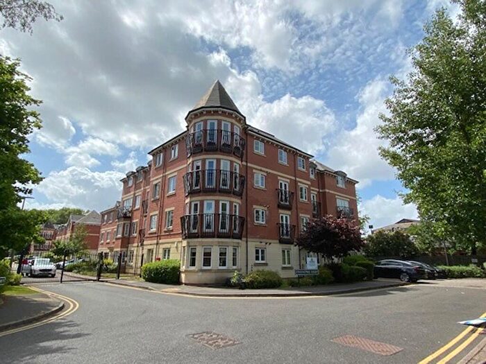 2 Bedroom Apartment To Rent In Collingtree Court, Warwick Road, Olton, B92