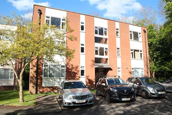 2 Bedroom Flat To Rent In Grange Road, Harrow-On-The-Hill, Harrow, HA2