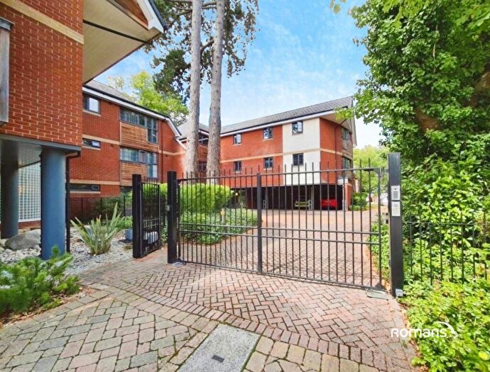 1 Bedroom Apartment For Sale In Cliddesden Road, Basingstoke, Hampshire, RG21