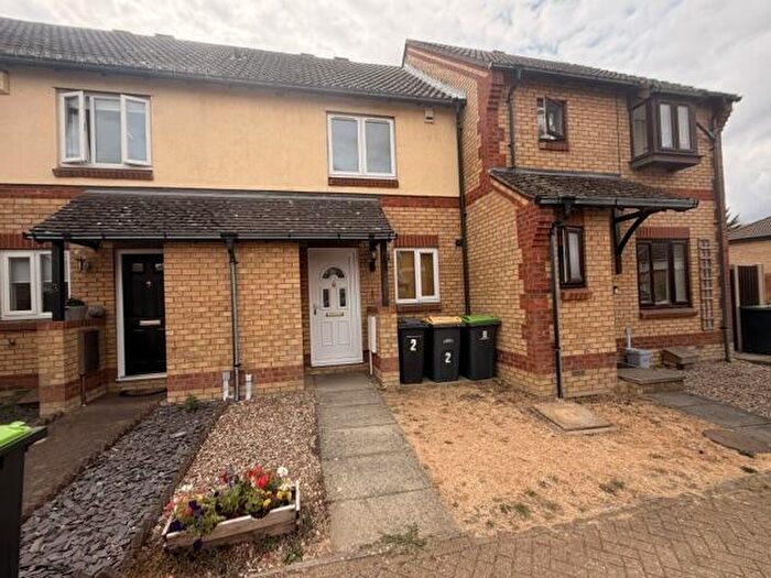 2 Bedroom Terraced House To Rent In Torre Abbey, MK41