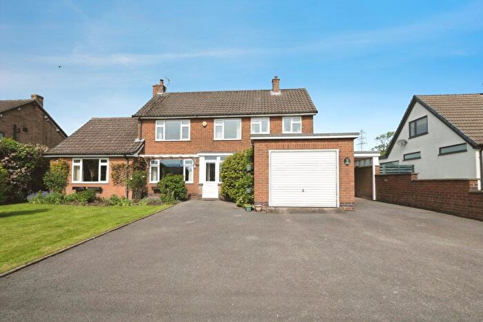 4 Bedroom Detached House For Sale In Heanor Road, Ilkeston, DE7
