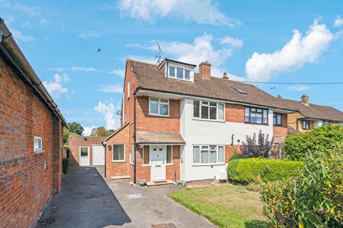 4 Bedroom Semi Detached House For Sale In Churchway, Haddenham, HP17