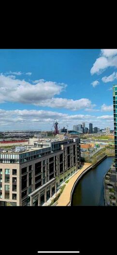 2 Bedroom Flat To Rent In Sky View Tower, London, E15