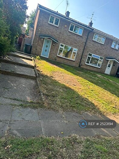 3 Bedroom Semi-Detached House To Rent In Mercers, Hemel Hempstead, HP2