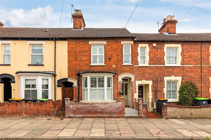 3 Bedroom Terraced House For Sale In Palmerston Street, Bedford, Bedfordshire, MK41