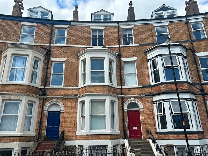 2 Bedroom Flat To Rent In Albemarle Crescent, Scarborough, YO11