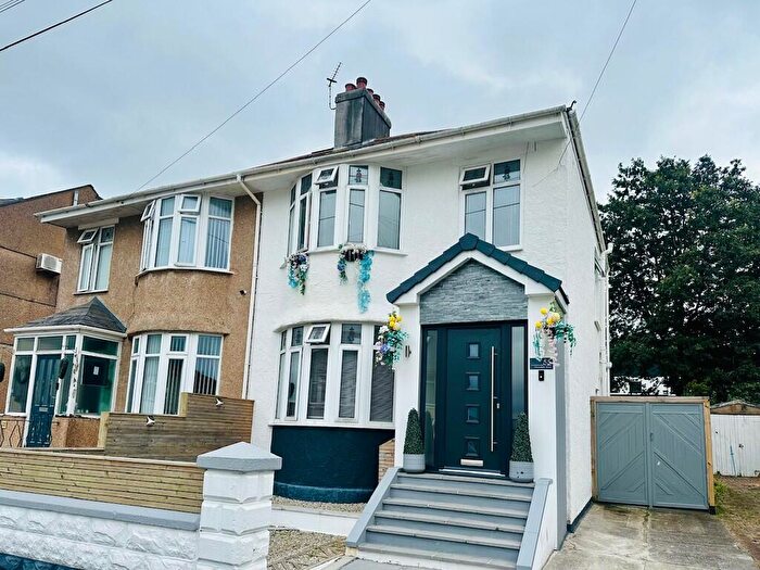 3 Bedroom Semi Detached House For Sale In Dovedale Road, Beacon Park, Plymouth, PL2