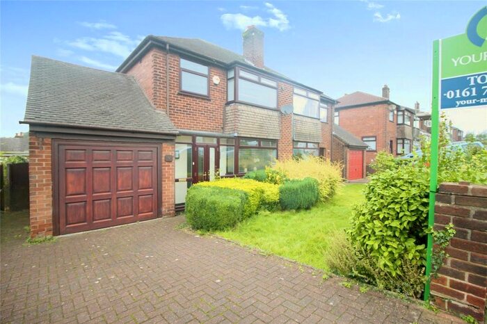 2 Bedroom Semi-Detached House To Rent In Parkfield Drive, Tyldesley, Manchester, M29