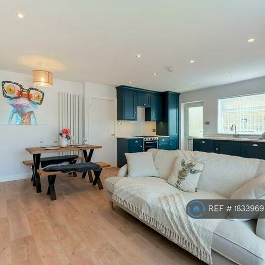 2 Bedroom Bungalow To Rent In Nine Acres Close, Charlbury, Chipping Norton, OX7